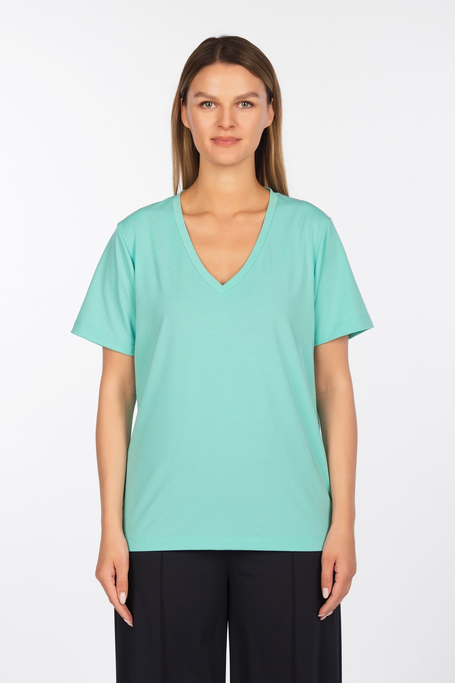 Klasikinio kirpimo marškinėliai