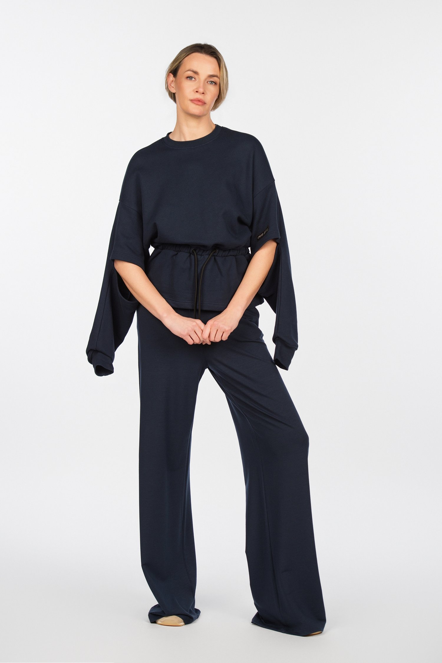 Šukuotinės medvilnės džemperis dėvimas dviem būdais "Diana Vapsvė"