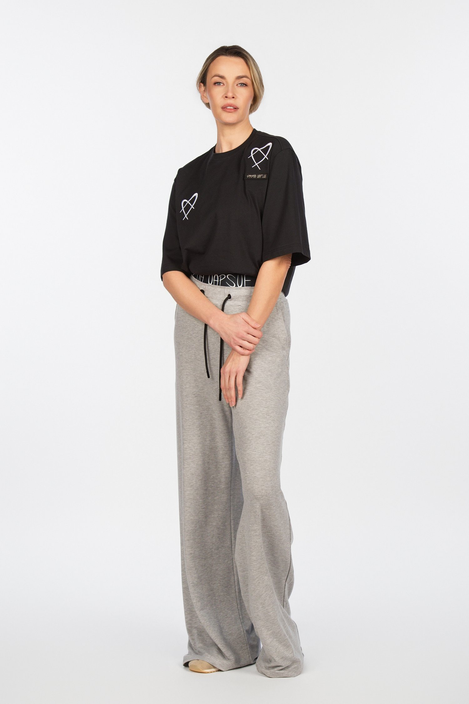 Šukuotinės medvilnės marškinėliai "Diana Vapsvė"