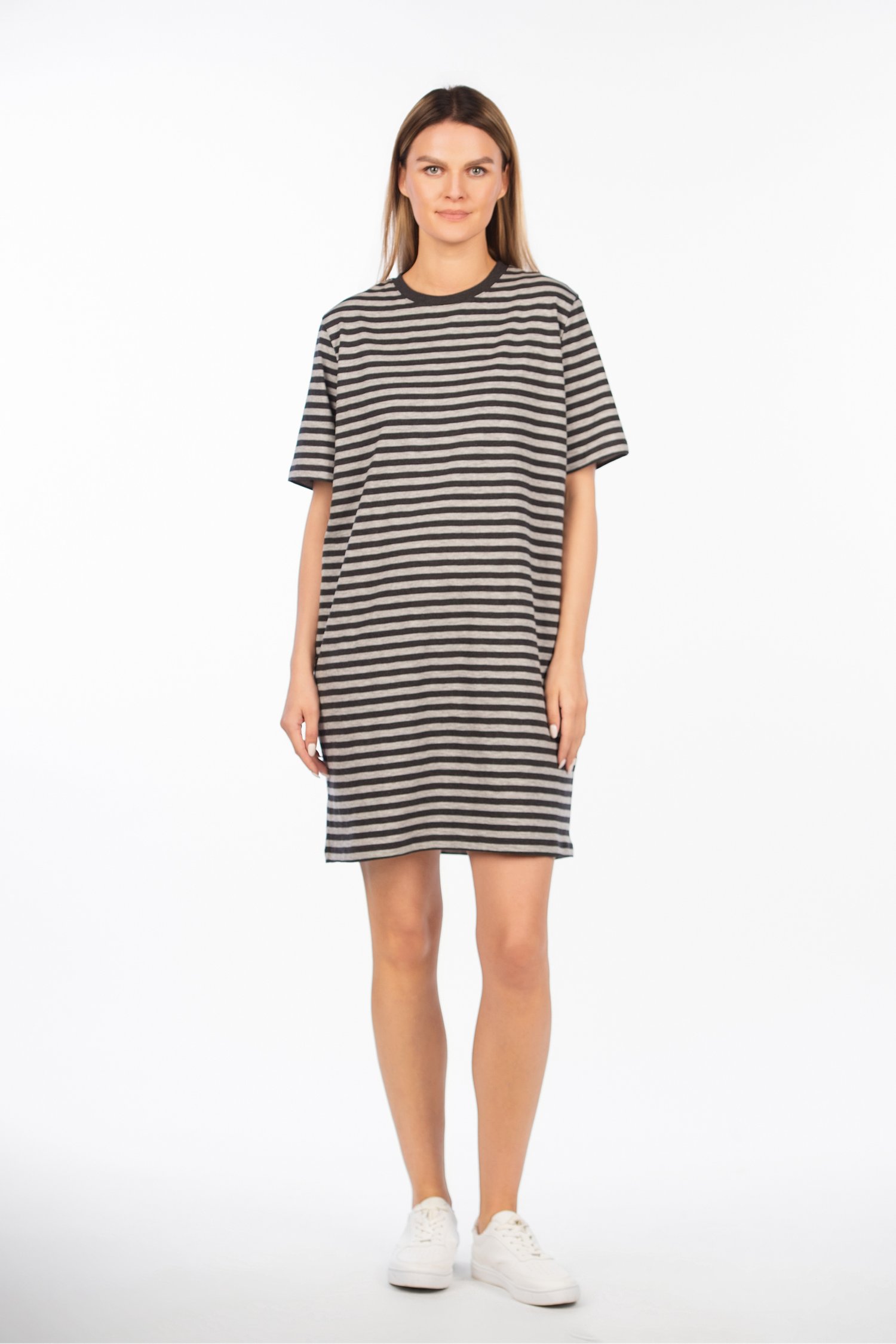 Šukuotinės medvilnės suknelė