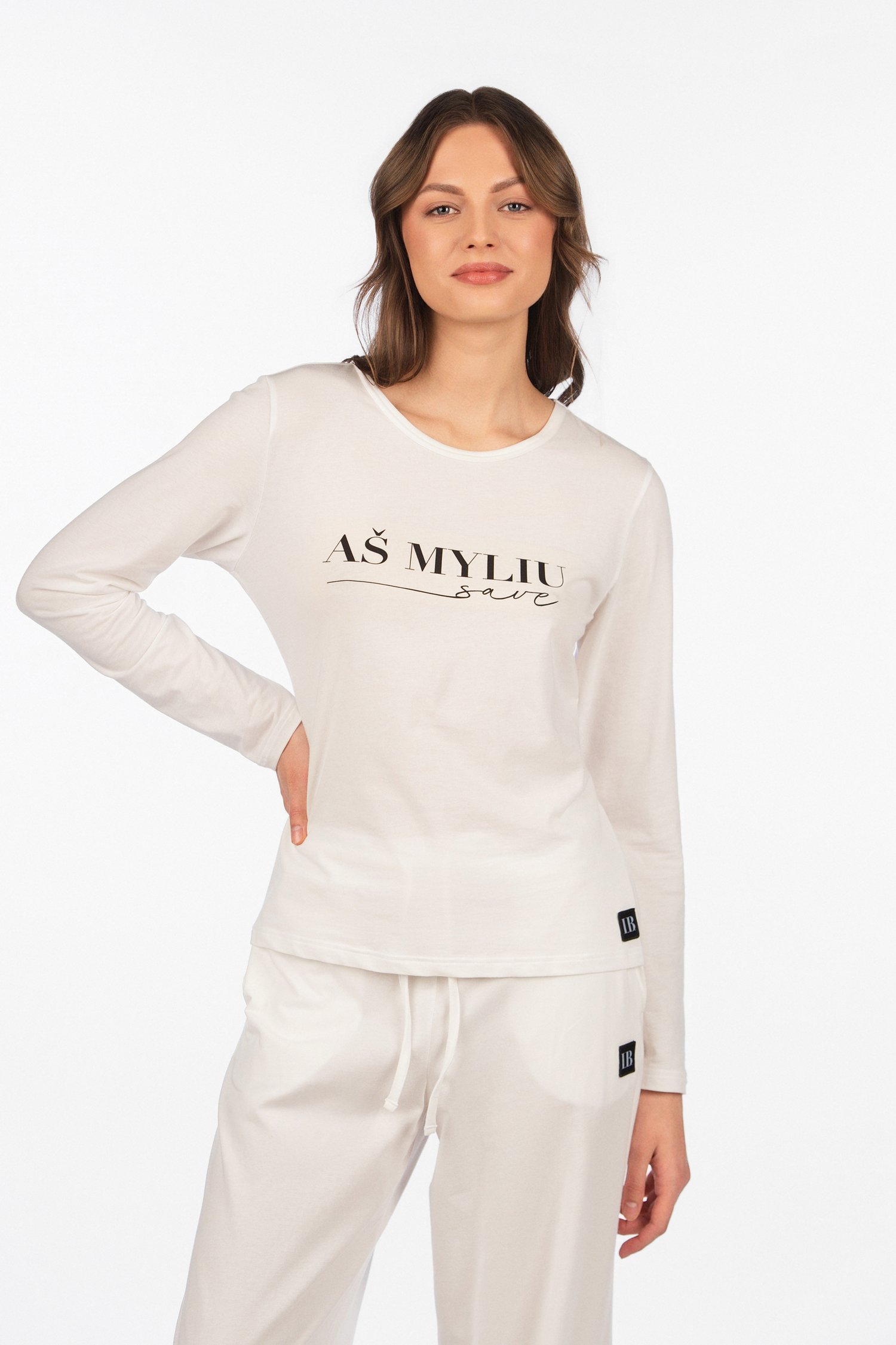 Šukuotinės medvilnės marškinėliai "Indrė Bareikienė"