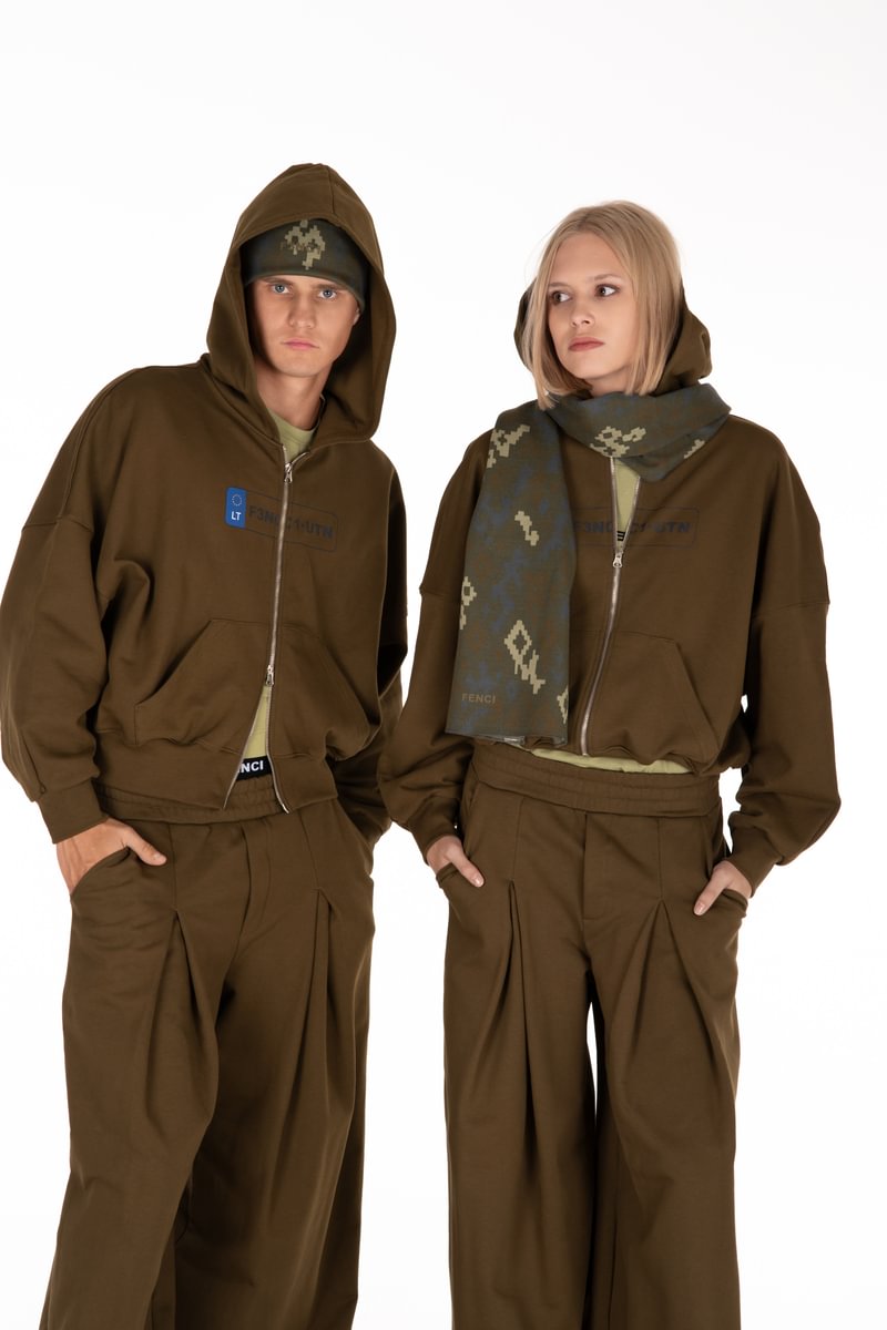 UNISEX šukuotinės medvilnės kepurė "Raimedas Latvys"