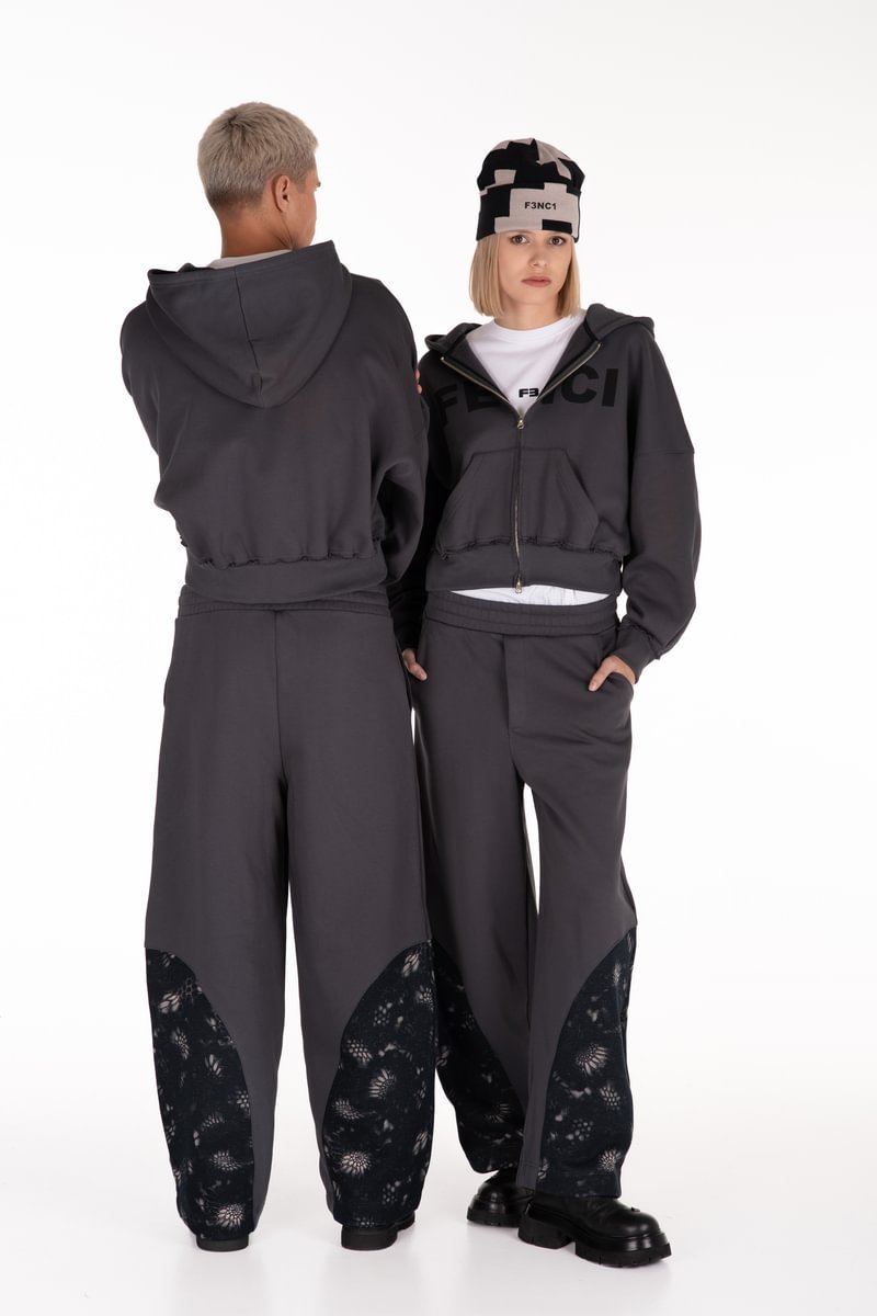 UNISEX šukuotinės medvilnės kepurė "Raimedas Latvys"