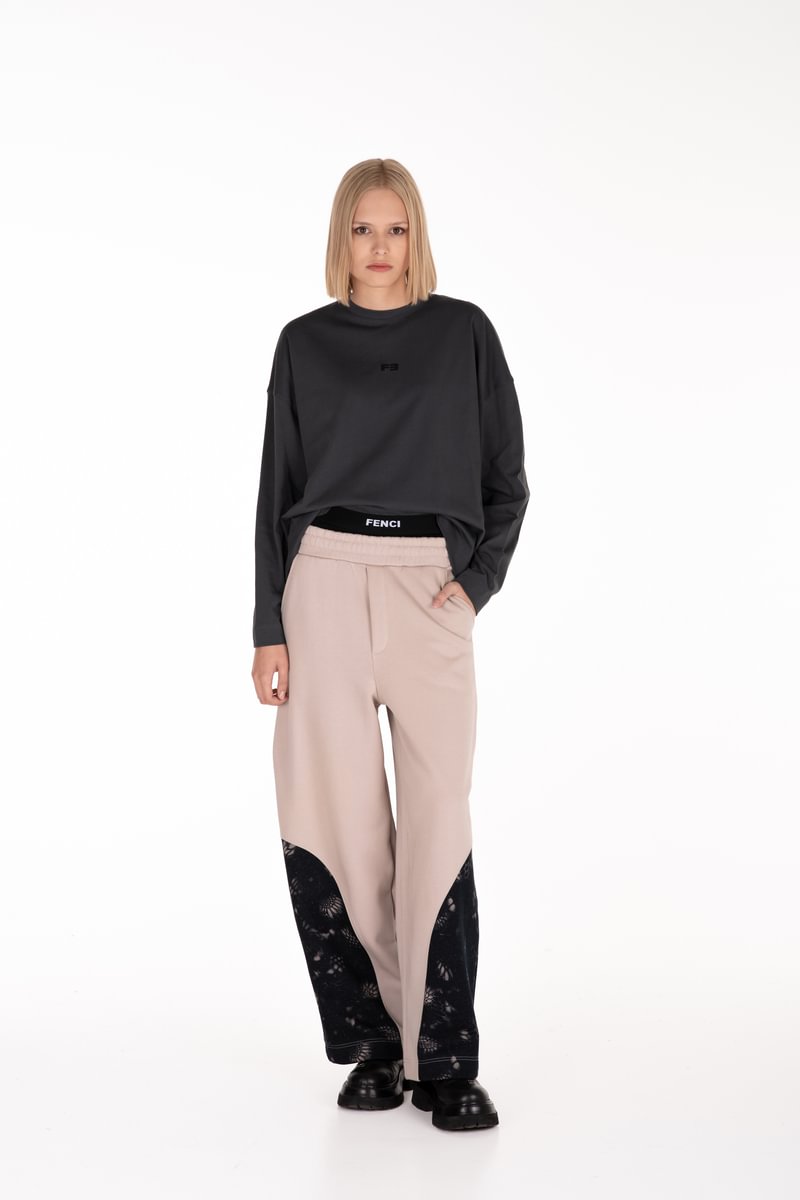 UNISEX šukuotinės medvilnės marškinėliai "Raimedas Latvys"